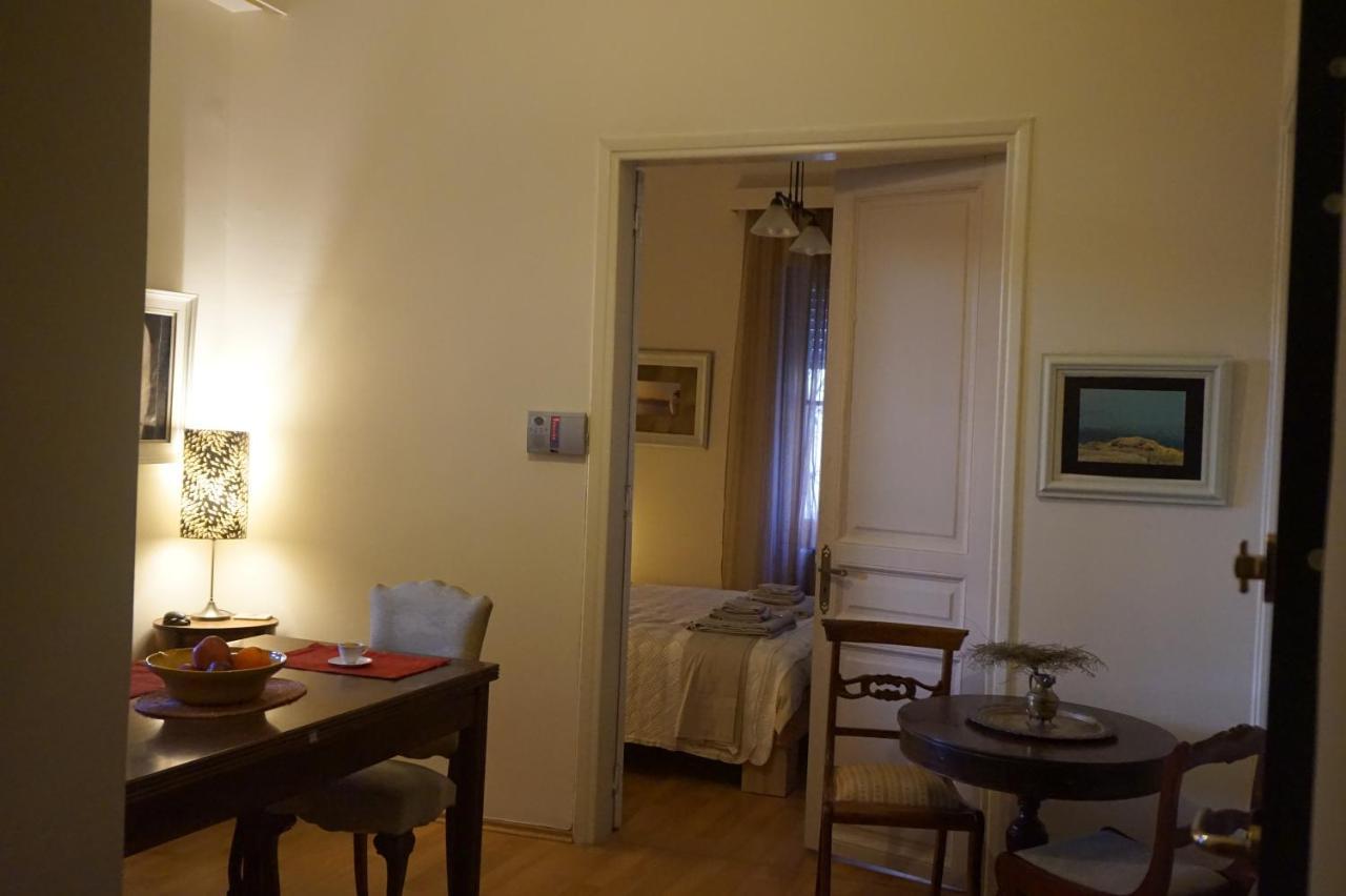 Independent Entrance Apt - 130M2 - Garden - Private Parking Apartment Athens Luaran gambar